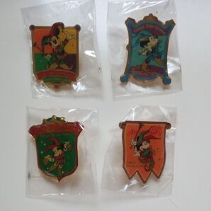 ディズニー ピンバッジ 15周年4個セット未開封