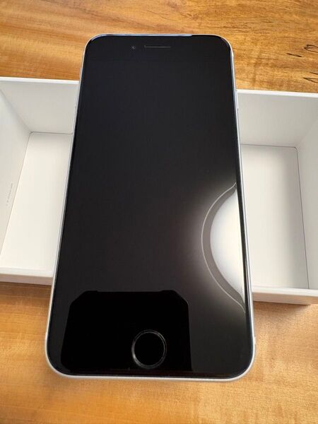 iPhone SE 64G ホワイト