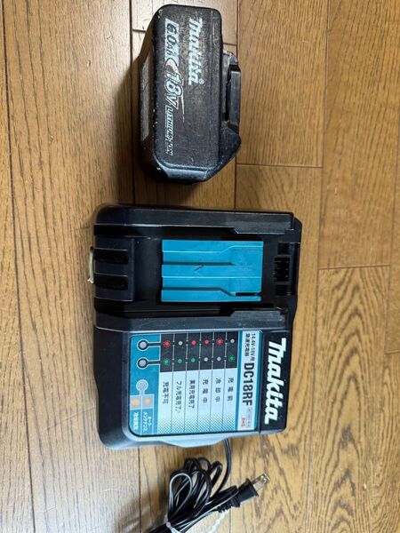 マキタ純正充電器DC18RFとバッテリー1860Bのセット