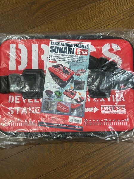 DRESS 折りたたみフローティングスカリ Sサイズ レッド×ホワイト 未使用