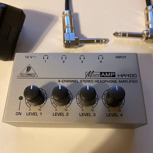 BEHRINGER HA400 Microamp ヘッドホンアンプ ベリンガー MOGAMI 2552 ステレオパッチケーブル