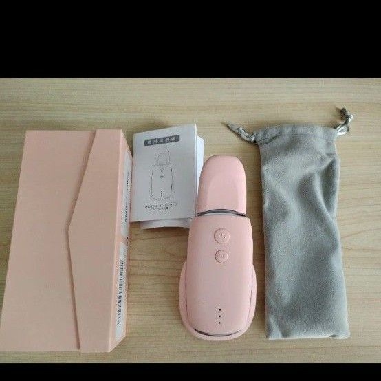 未使用品 ピンク 美顔器 充電ケーブル付き