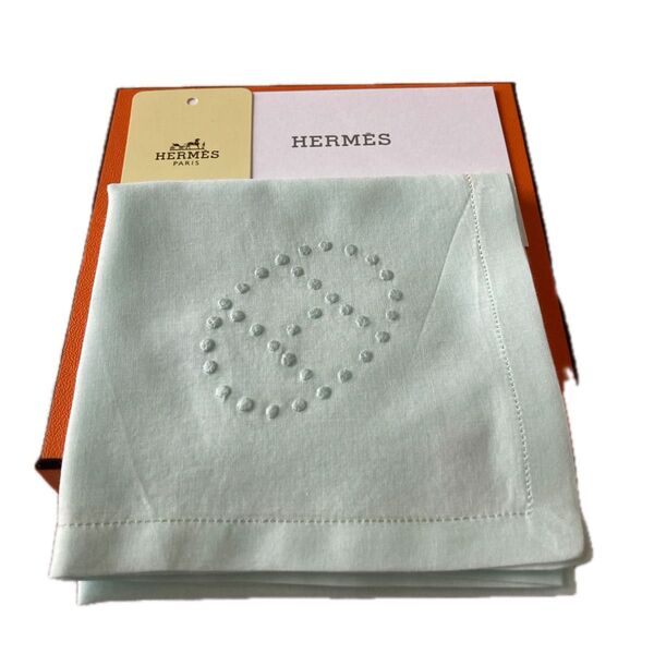 HERMES エルメス ハンカチ ライトグリーン
