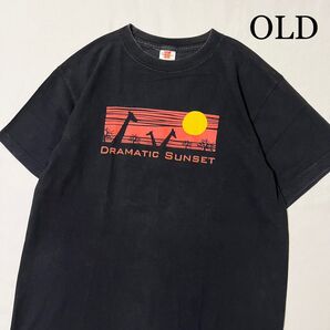 OLD Maximum キリン サンセット アート プリントTシャツ ブラック