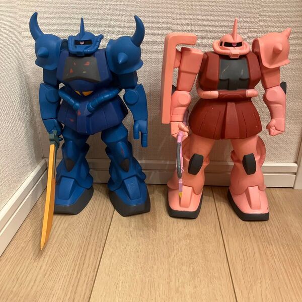 ガンダム シャア専用ザクとグフのビッグサイズソフビフィギュア2体セット