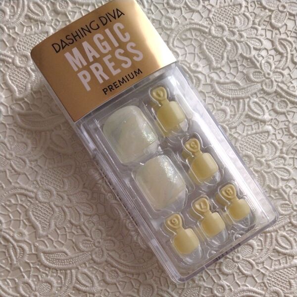 DASHING DIVA MAGICPRESS PEDI 黄色系 足爪用 マジックプレス ネイルチップ つけ爪 ダッシングディバ