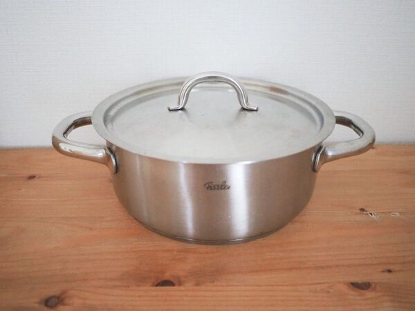 Fissler フィスラー 両手鍋 ファミリーライン キャセロール 20cm ドイツ製/ステンレス鍋 IH対応 食器洗い機対応