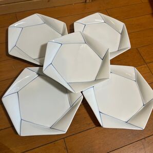 六角形のおしゃれな白い皿 5枚セット 未使用品