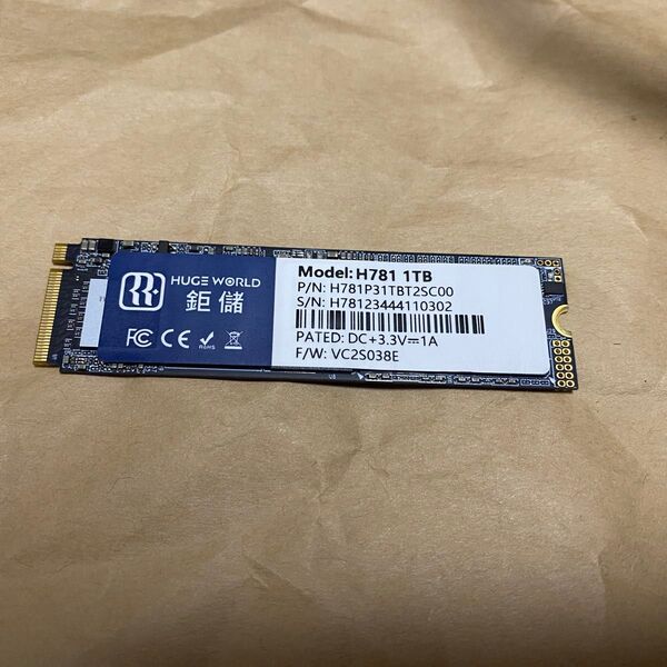 HUGE WORLD 1TB NVMe PCIe Gen3 M.2 SSD 2280サイズ 動作確認済