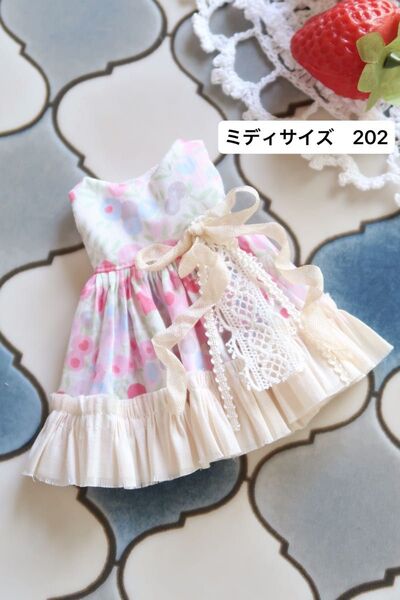 ミディサイズ ドール服 202 *リバティレーシィワンピース* ブライスアウトフィット