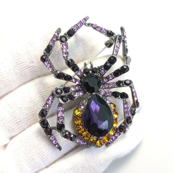 クモ ブローチ ラインストーン アクセサリー 蜘蛛 スパイダー ペンダントトップ 昆虫 ハロウィン