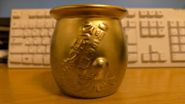 駅弁 淡路屋 金色のひっぱりだこ飯 金壺 陶器 洗浄済 置物 弁当箱 小物入れ ペン立てにも使えます