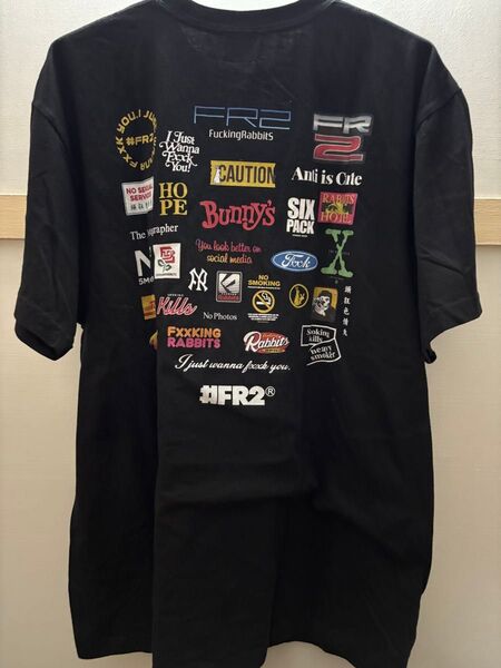 FR2 兎刺繍 BACK MULTI LOGO Tシャツ/黒XL/頭狂色情兎/smoking kills/
