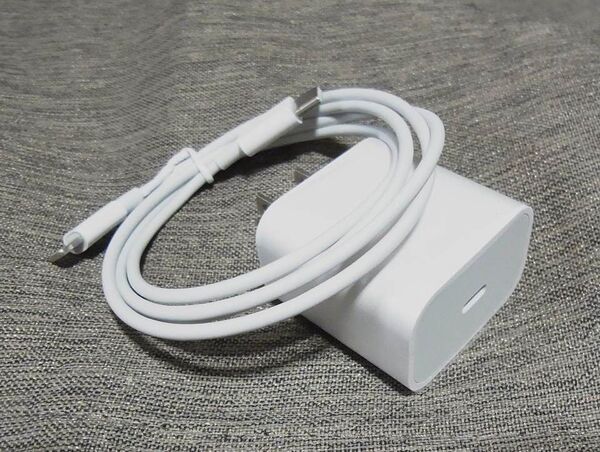 中華であやしい PD20w?ACアダプターと Type-C to Lightingケーブル