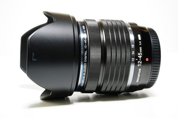 M ZUIKO DIGITAL 12-45mm f4 OLYMPUS