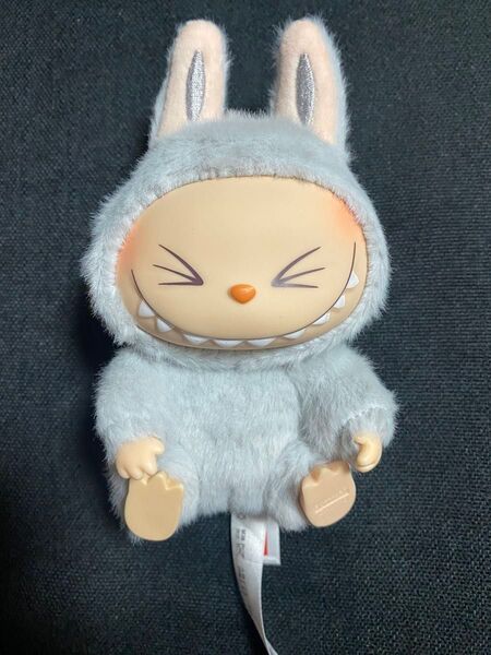 ラブブ ぬいぐるみ グレー