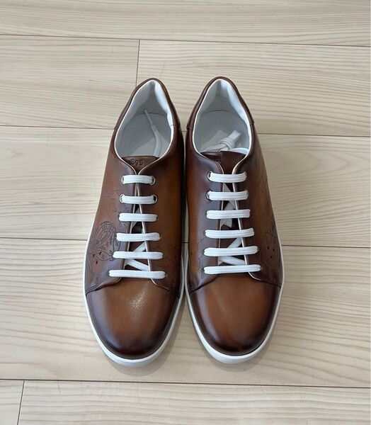 【他出品サイトより最安値】 ◆ベルルッティ〈BERLUTI〉靴 プレイタイムスクリット レザースニーカー