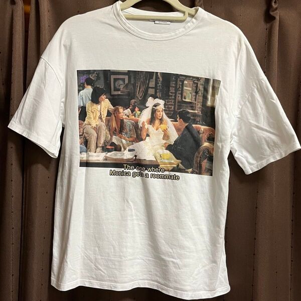【ZARA】 Friends プリント Tシャツ Sサイズ