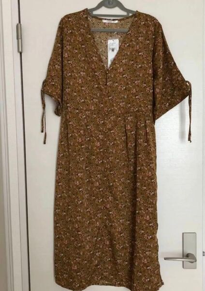 レトロガール 花柄ロングワンピース M