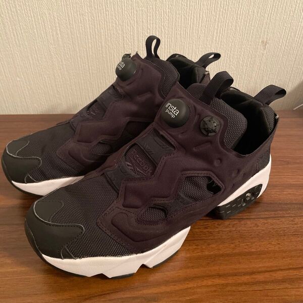 Reebok ポンプフューリー ブラック INSTAPUMP FURY リーボック