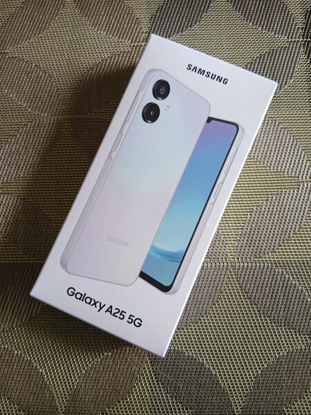 GALAXY A25 5G SCG33SLA ライトブルー