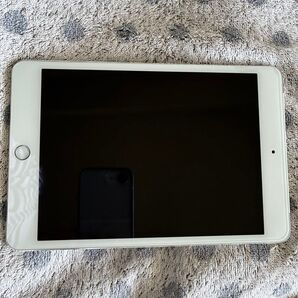 iPad mini 4 Wi-Fi + Cellular 128GB シルバー