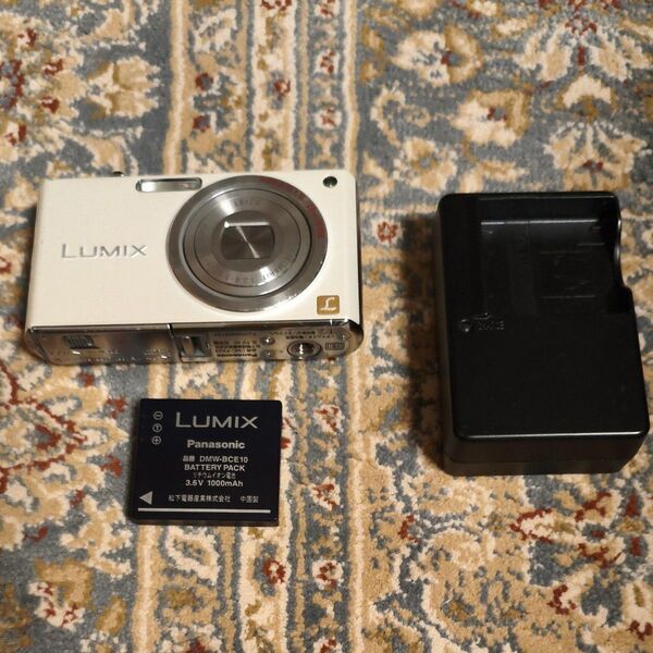 Panasonic LUMIX DMC-FX33 デジタルカメラ バッテリー 充電器セット