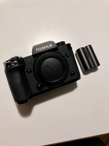 FUJIFILM X-H2