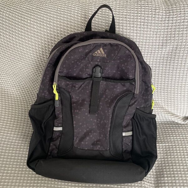 adidas リュック ブラック ナイロン