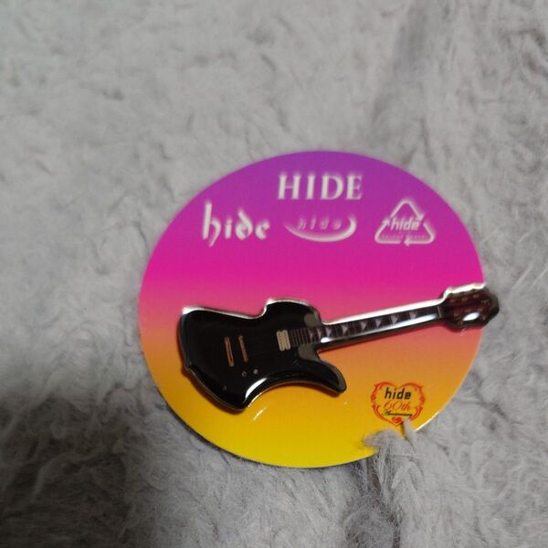 hide 60th Anniversary ピンズカプセル ギター MG-120X BLACK