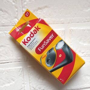 【新品】未開封 Kodak コダック FunSaver フラッシュ ファインセーバーレンズ 27枚撮り 感度800 使い捨てカメラ