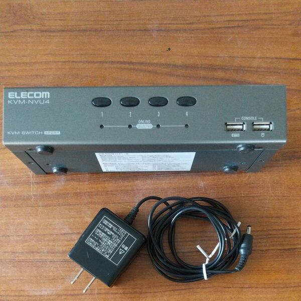 ELECOM KVMスイッチ KVM-NVU4