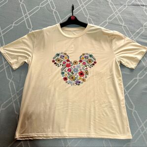 【洗濯のみの美品】ディズニープリント半袖Tシャツ(淡いイエロー) L〜L Lサイズ