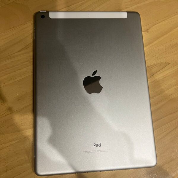 Apple iPad 第6世代 32GB シルバー MR6R2J/A
