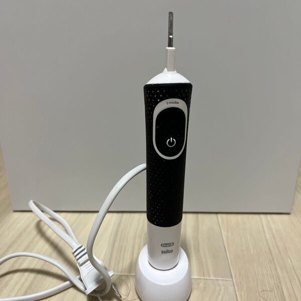 ブラウン オーラルB 電動歯ブラシ本体+充電器付き