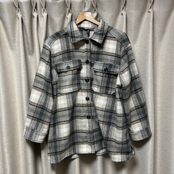 H&M DIVIDED 厚手ネルシャツ