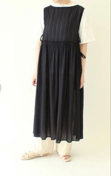 新品 エヘカソポ ノースリサイドリボンワンピース ブラック ワンピース ノースリーブ