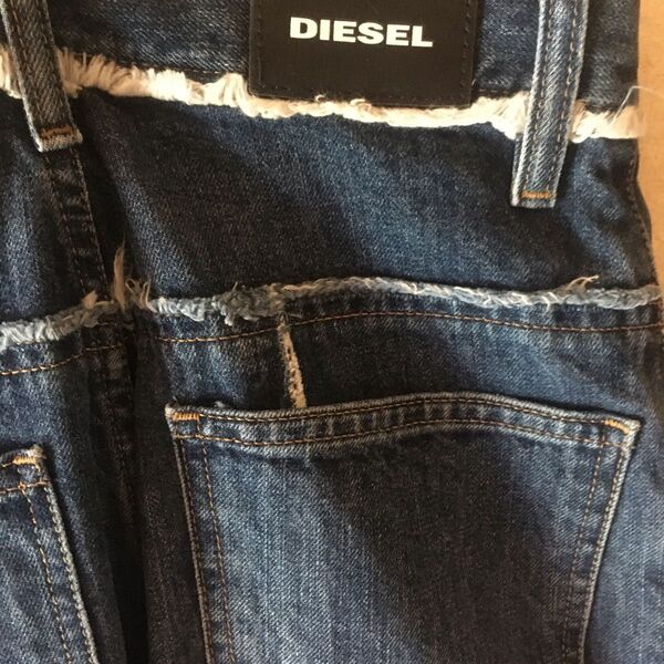 DIESELレディース W23-L32 デニム
