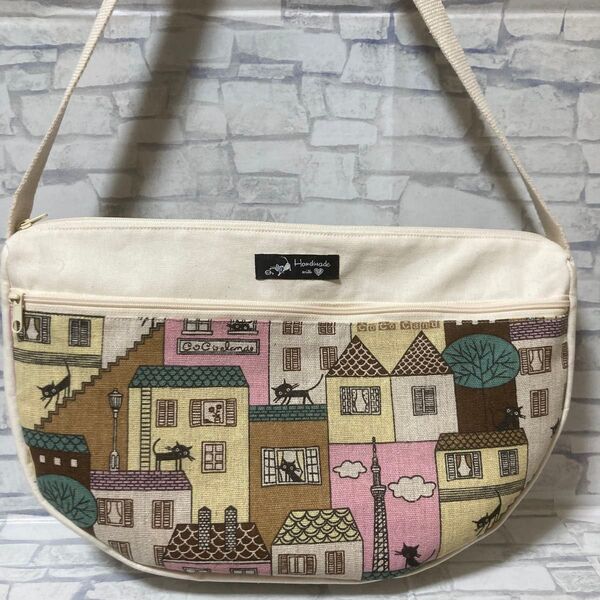 ハンドメイド ショルダーバッグ 街並み柄 ベージュ