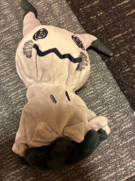 ポケモンセンター ミミッキュ ぬいぐるみ 色違い