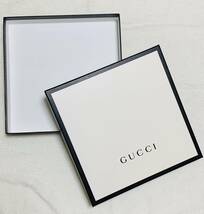 自宅保管品　グッチ　GUCCI スカーフの箱　ボックス 空き箱のみ_画像1