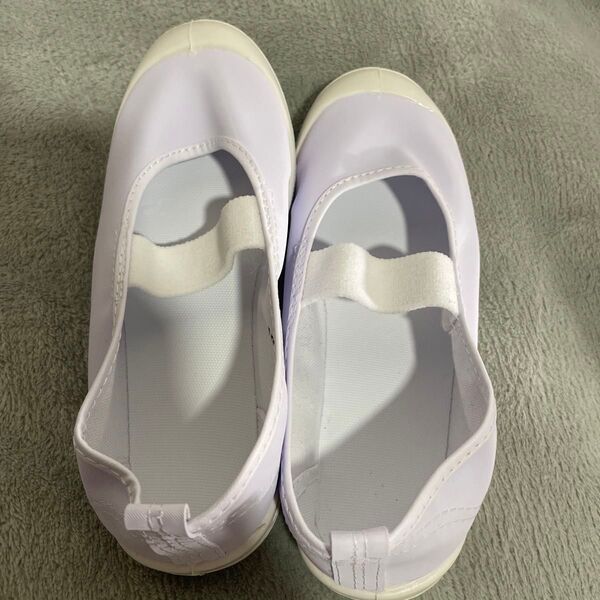 新品 未使用 上履き 19cm 白 上履き