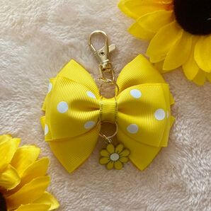 イエローリボン☆犬☆キーホルダー☆黄色☆水玉☆ドット柄☆お花チャーム☆首輪☆ハーネス☆リード☆お散歩カバン