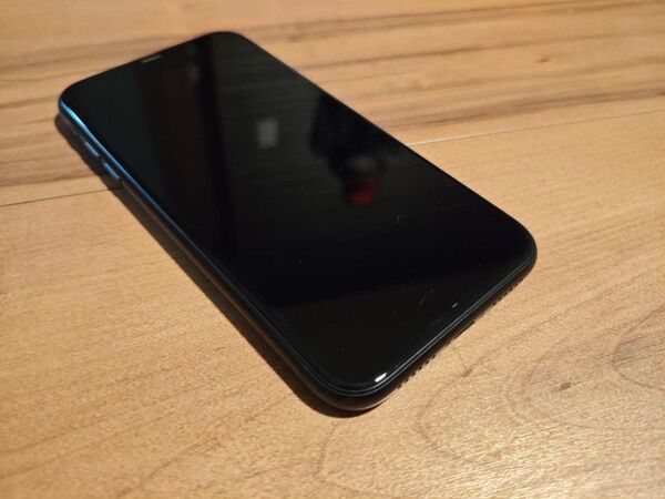 Apple iPhone XR 256GB SIMフリー アップル 未使用フィルム iフェイスカバー 付き