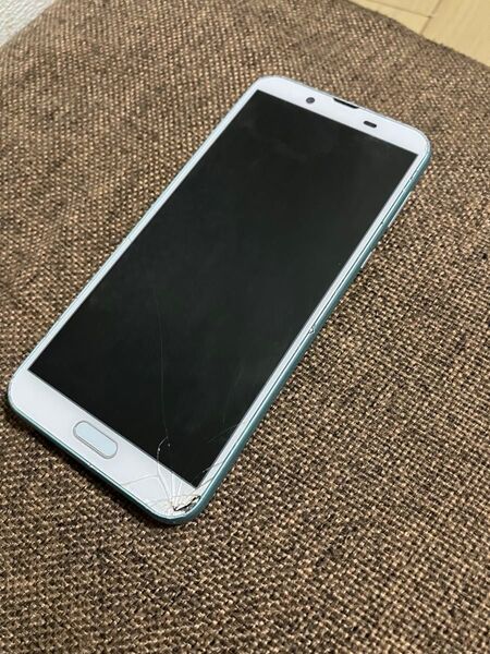 AQUOS Sense2 SHV43
