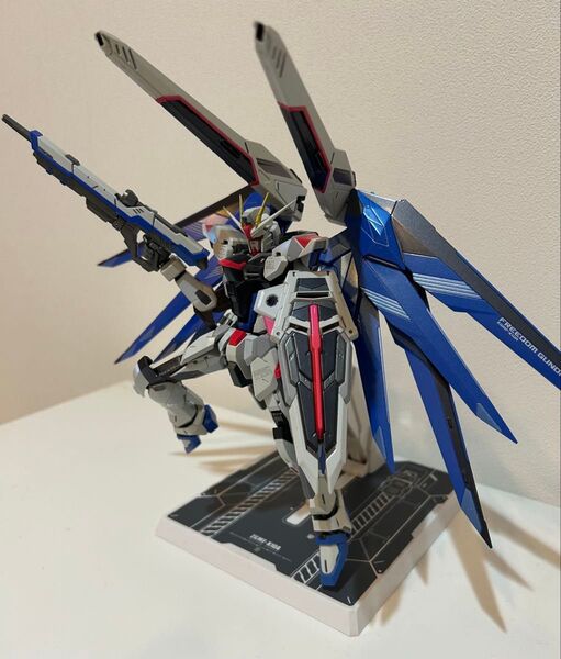 metal build フリーダムガンダム メタルビルド