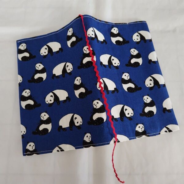 【新書/コミックサイズ】ブックカバー パンダ柄 青 ハンドメイド