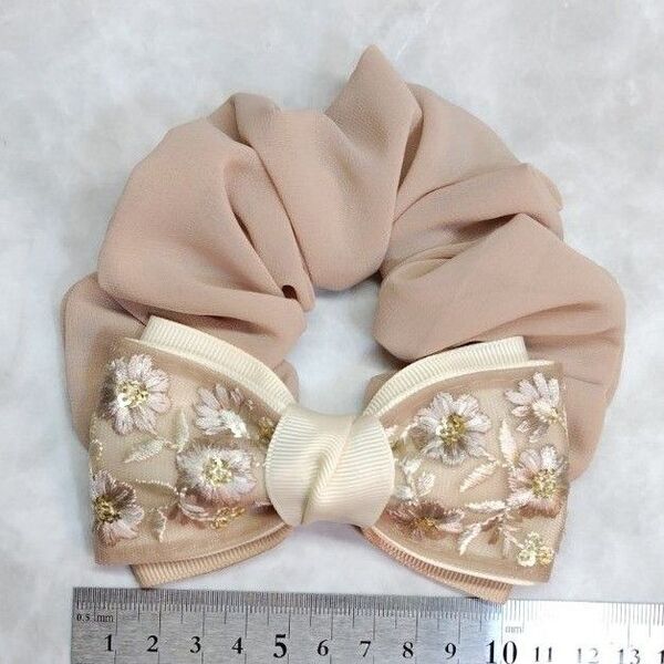 6014.ハンドメイドシュシュ