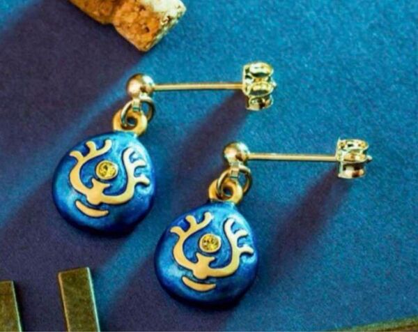 ジブリ 天空の城ラピュタ パルナートポック 飛行石 ピアス 新品未開封