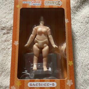 ねんどろいどどーるarchetype:Woman(almondmilk)